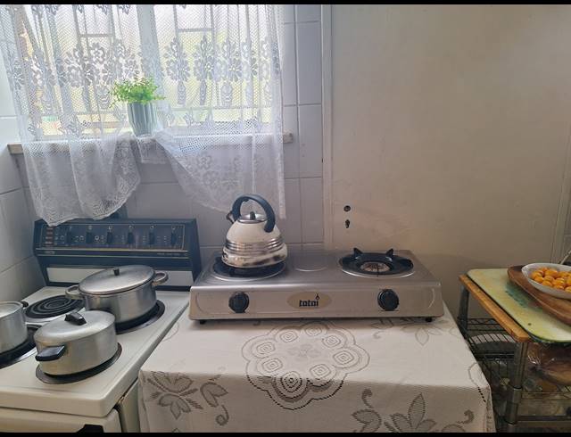 2 BEDROOM APARTMENT FOR SALE IN THREE RIVERS PROPER